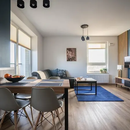 Bizapartments - Modern Flats With Parking Varsovia Exterior foto